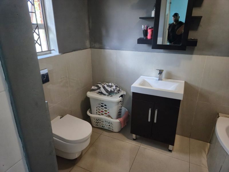 3 Bedroom house for sale in Yellow Wood Park R1,400,000 - Photo 10