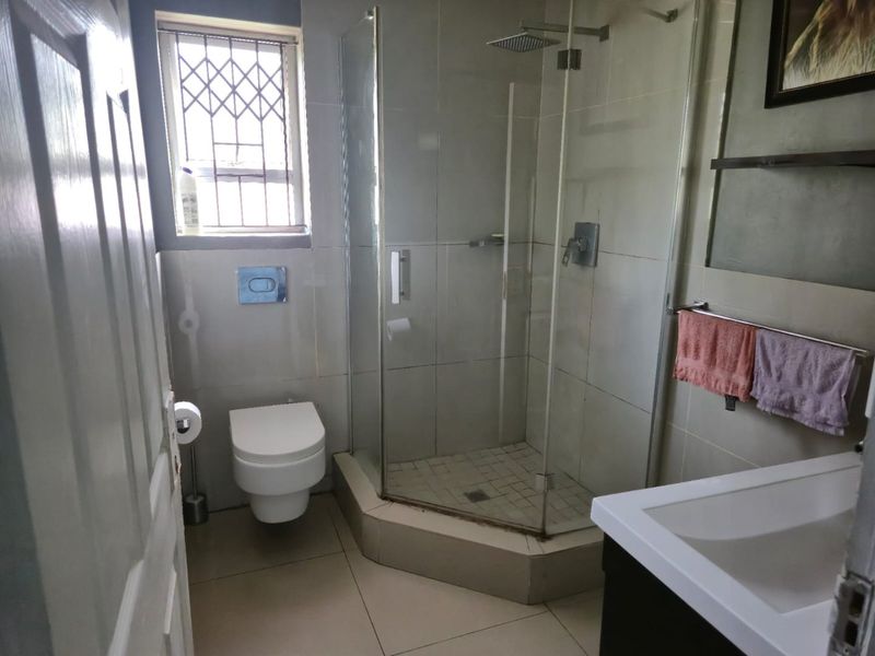 3 Bedroom house for sale in Yellow Wood Park R1,400,000 - Photo 9