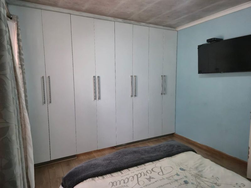 3 Bedroom house for sale in Yellow Wood Park R1,400,000 - Photo 8