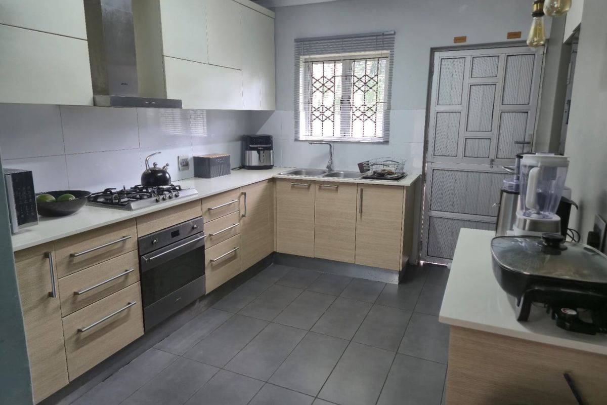 3 Bedroom house for sale in Yellow Wood Park R1,400,000 - Photo 5