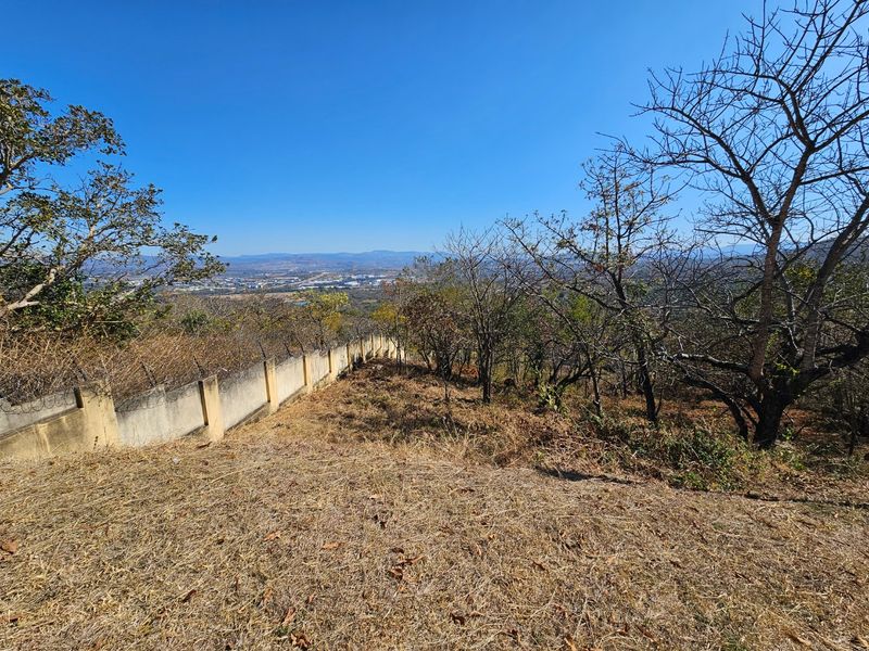 Large Stand, Spectacular Views, Security Estate  - Photo 2