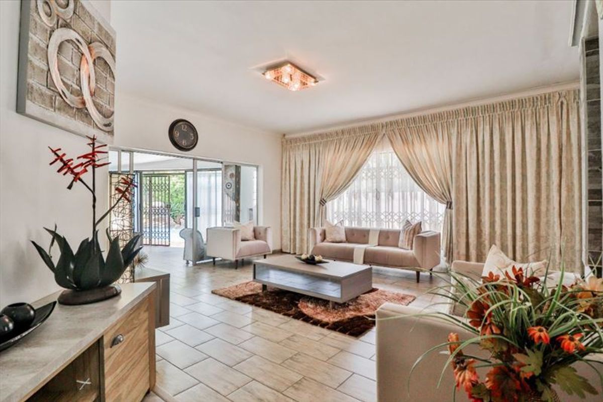 Charming Family Home with Modern Comforts - Photo 2