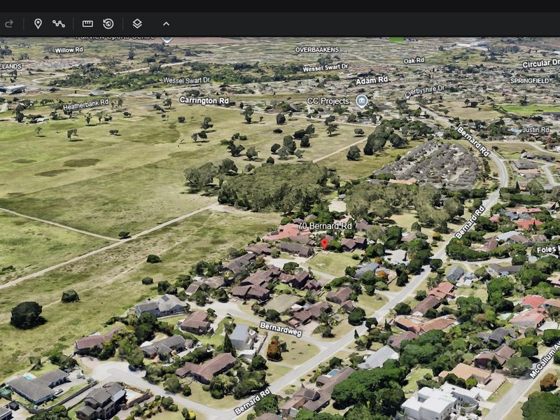 Neat, grassed and walled plot in upmarket suburb - Photo 3