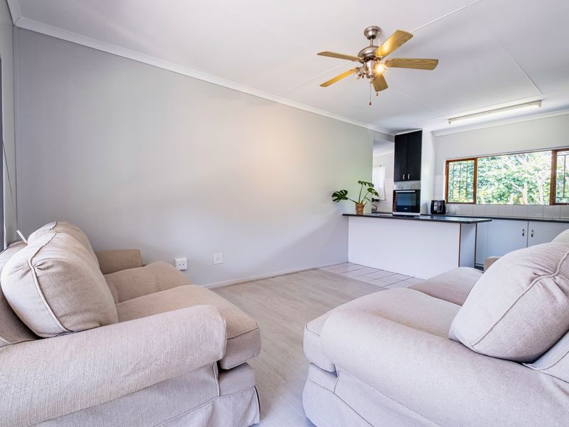 BRIGHT BLANCO FAMILY HOME WITH MODERN COMFORTS - Photo 2