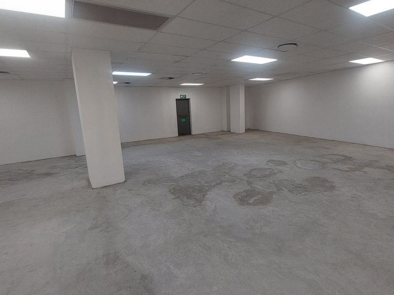 Commercial property for rent in Musgrave - Photo 4