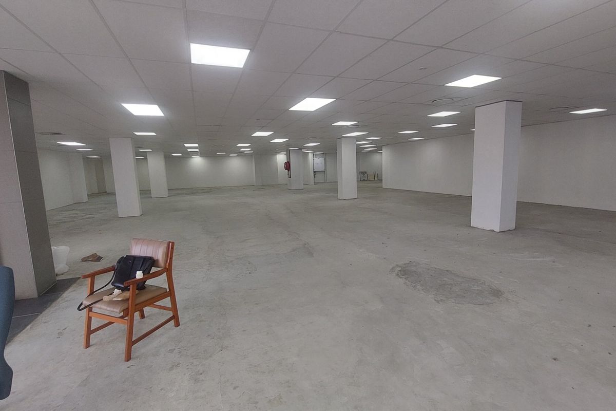 Commercial property for rent in Musgrave - Photo 2