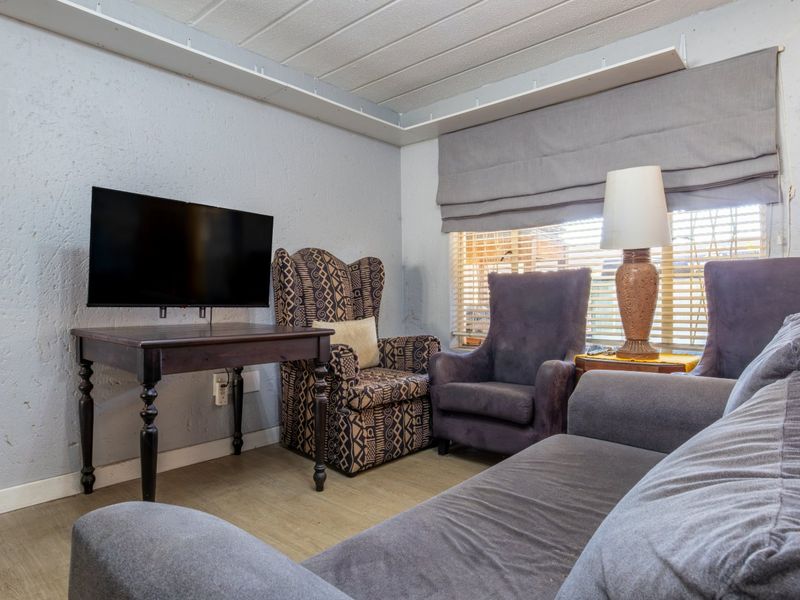 3 Bedroom 2 Bathroom Garden Unit for Sale in Eden Park - Photo 6