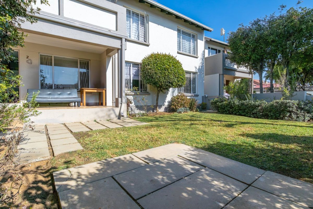 3 Bedroom 2 Bathroom Garden Unit for Sale in Eden Park - Photo 3