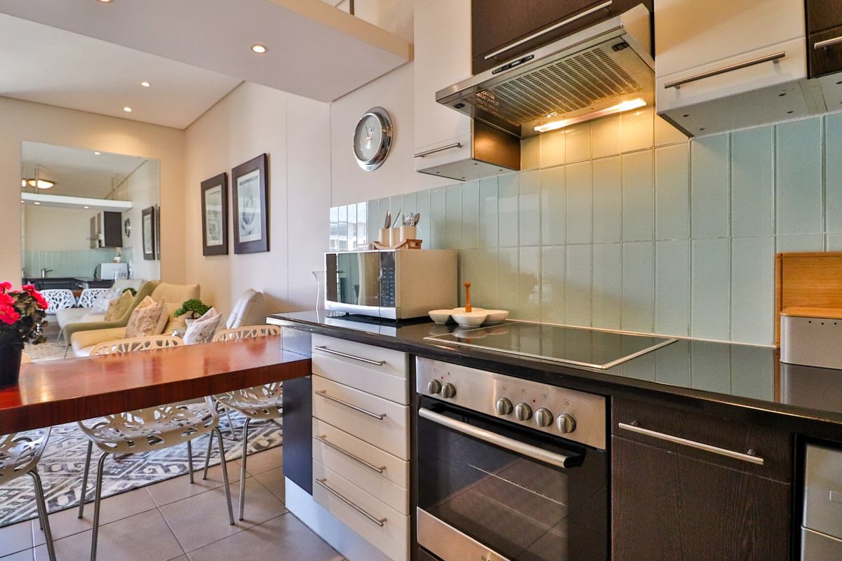 CALLING ALL INVESTORS AND FIRST TIME HOME OWNERS!!! - Photo 5