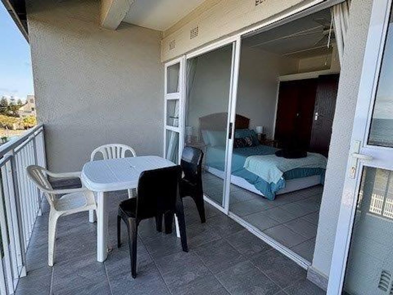 Seaside Comfort – Your Easy Coastal Getaway - Photo 4