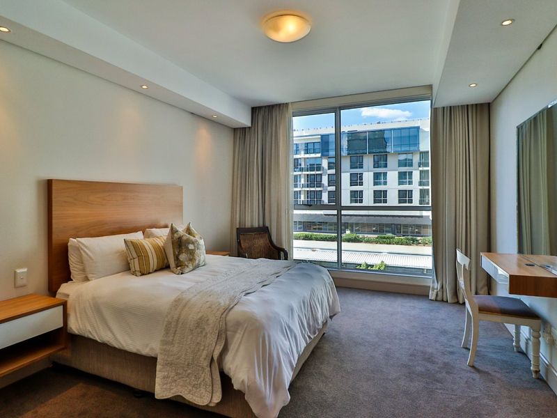 Luxury 1-Bedroom Apartment in Bedford Centre - Photo 3