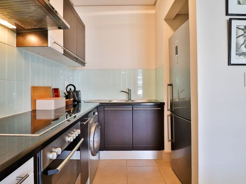 Luxury 1-Bedroom Apartment in Bedford Centre - Photo 6