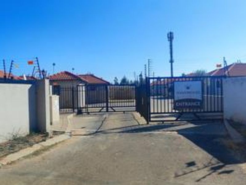 Two bedroom for sale at alliance - Photo 10