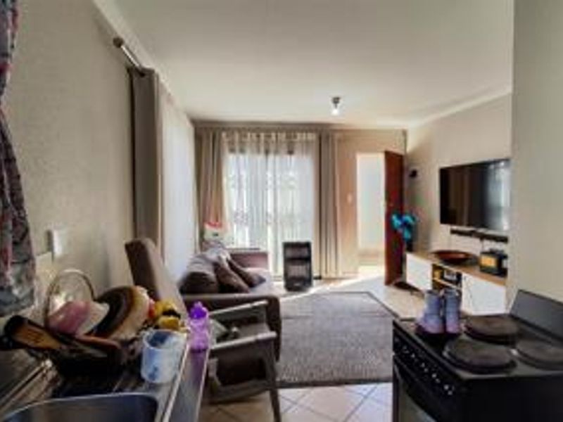 Two bedroom for sale at alliance - Photo 7