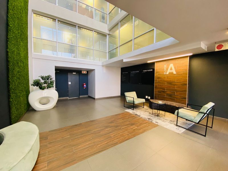 A-Grade Office Space To Let In Cresta - Photo 4
