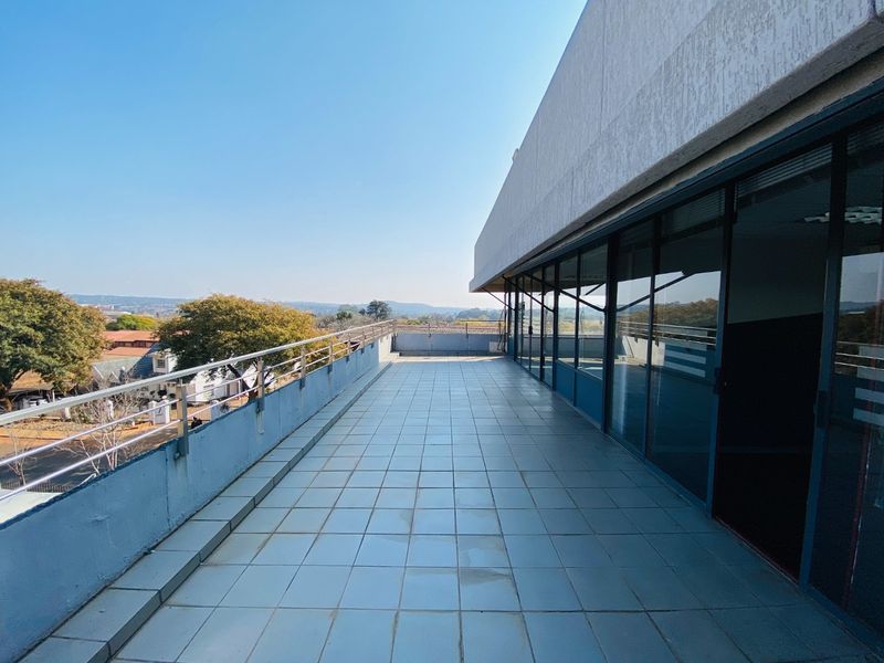 A-Grade Office Space To Let In Cresta - Photo 8