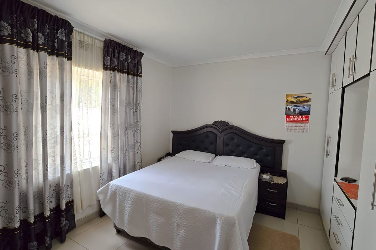 Secure and Spacious: Ground-Floor Apartment in Warrenton - Photo 5