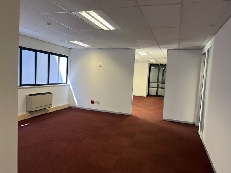 0 Bed Commercial in Sandton Central for Rent - Photo 9