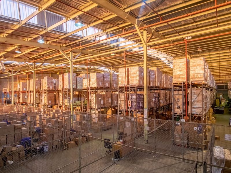 Prime Industrial Investment Opportunity in Aeroton – 10% Yield - Photo 3