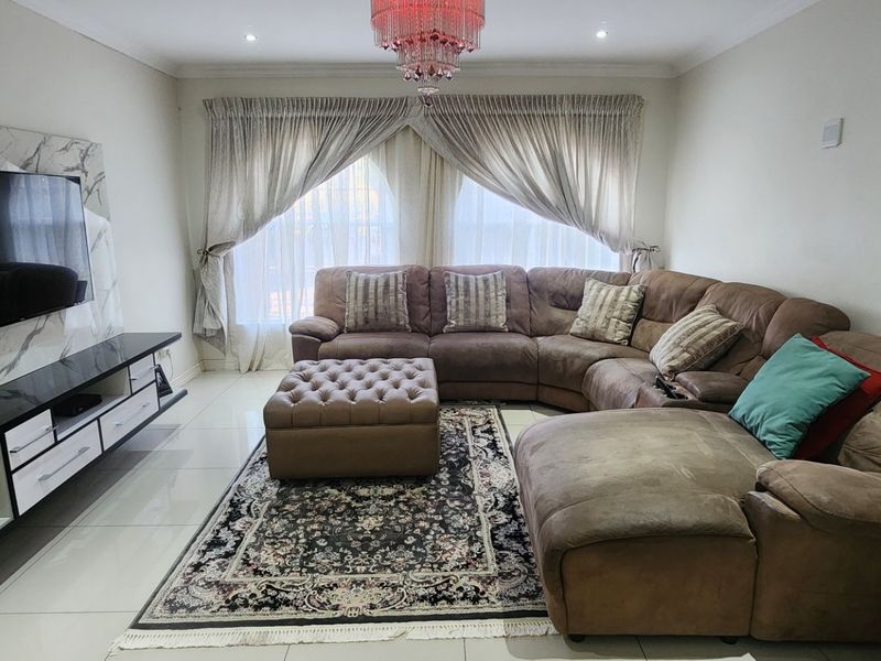 Modern Face Brick Home For Sale in Erasmia - Photo 3