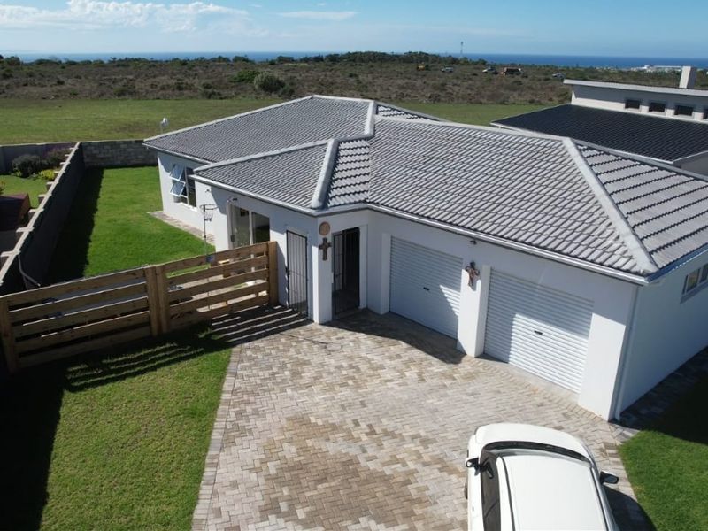 Brand-New Modern Home in Fountains Estate – Exceptional Value, Prime Location - Photo 4