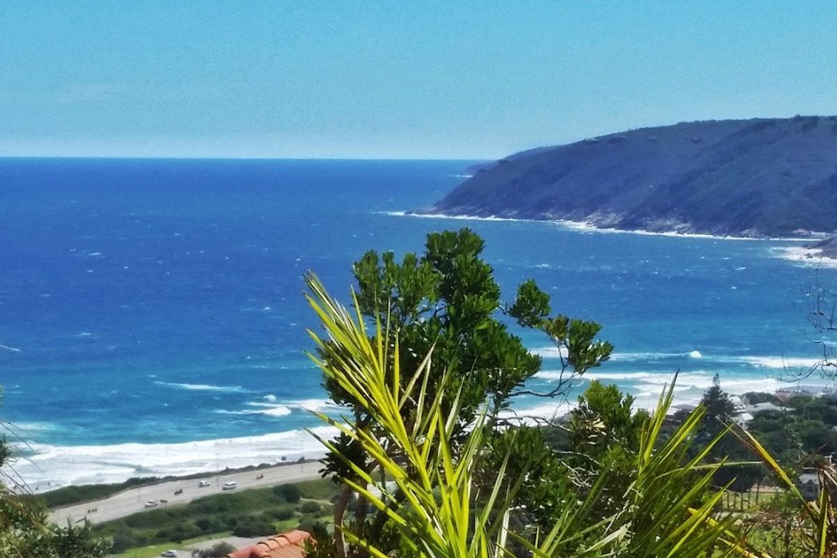 Panoramic Ocean Views – Prime Stand on Constantia Drive, Wilderness - Photo 3