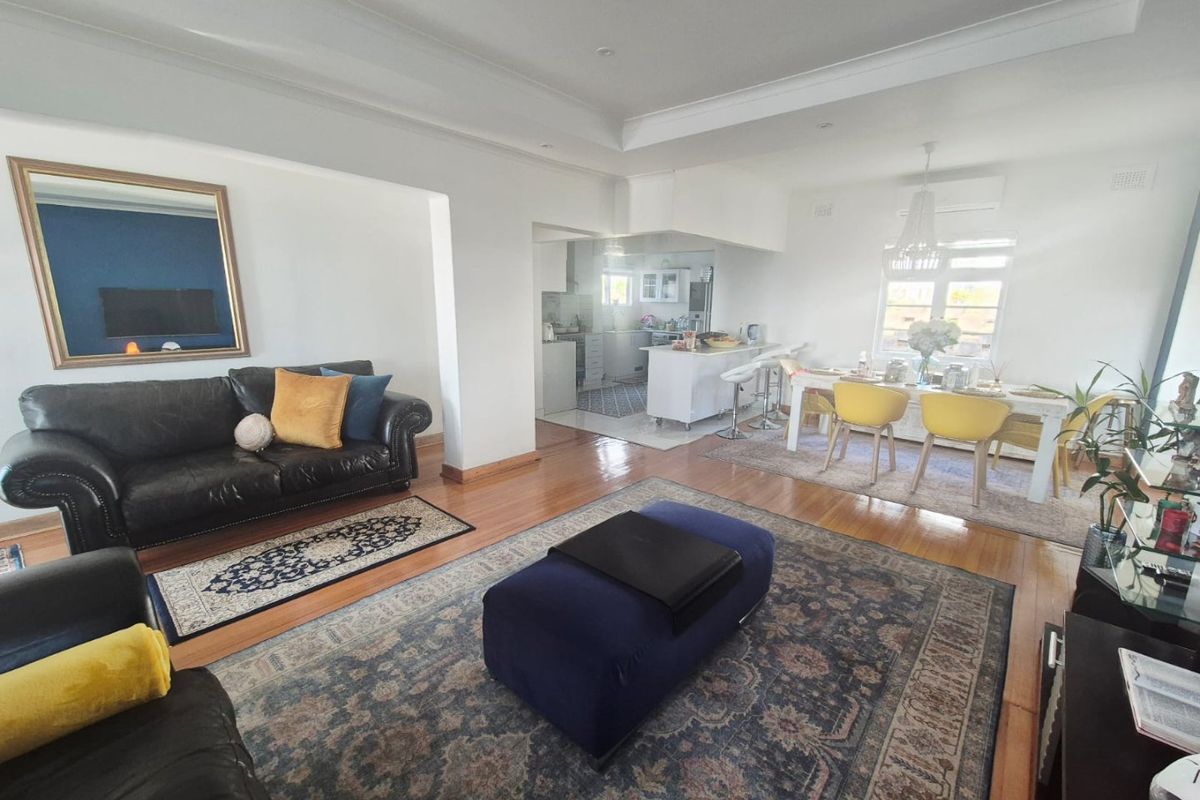 3 Bedroom House for sale in Ocean View Bluff R2,800,000 - Photo 3