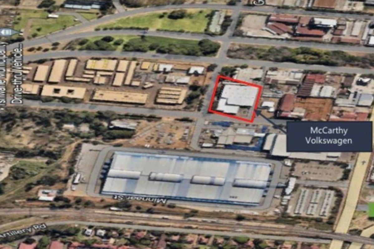 Prime Dealership /Showroom/ Warehouse Space for Rent in Pretoria CBD – Princess Park - Photo 2