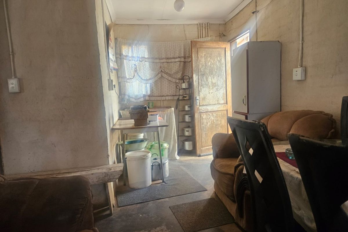 4 Bedroom house for sale - Photo 4