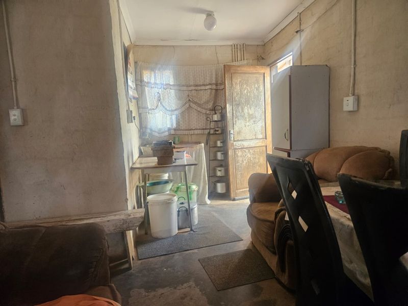 4 Bedroom house for sale - Photo 4