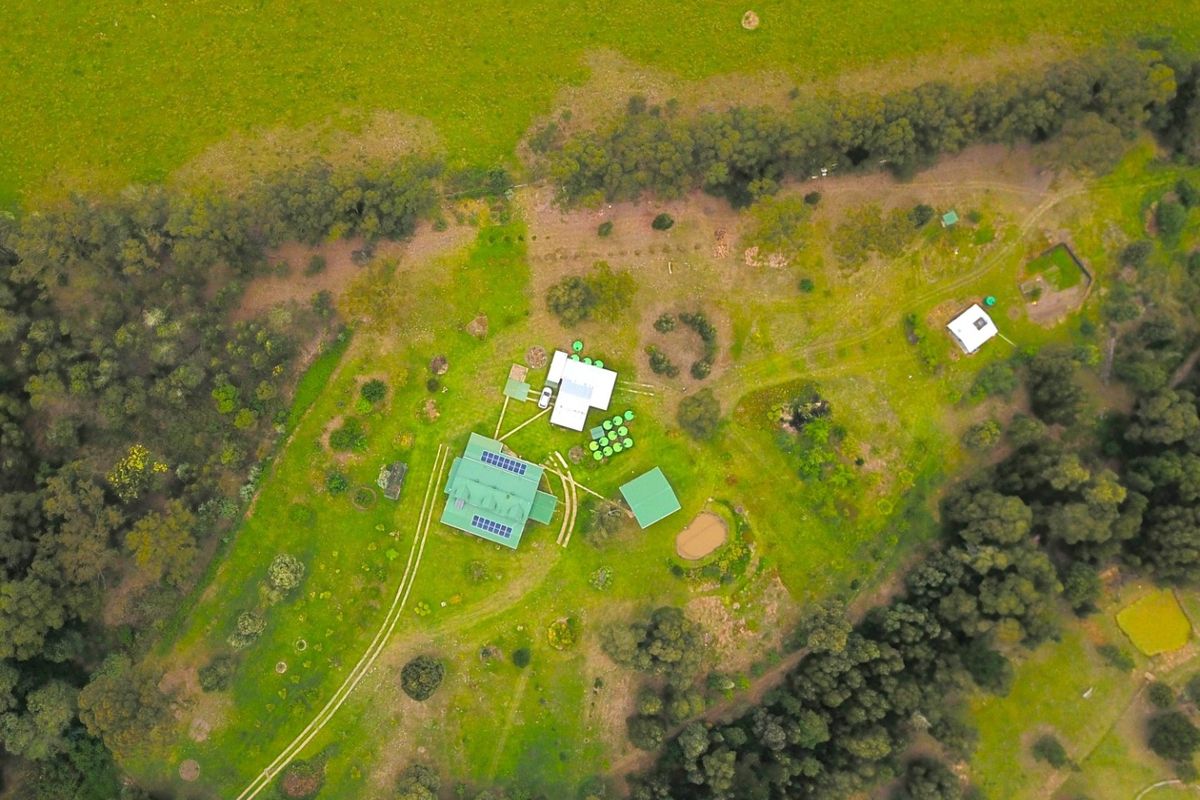 Off the grid Lifestyle Property ideal for dual living or potential income generating prospects - Photo 4