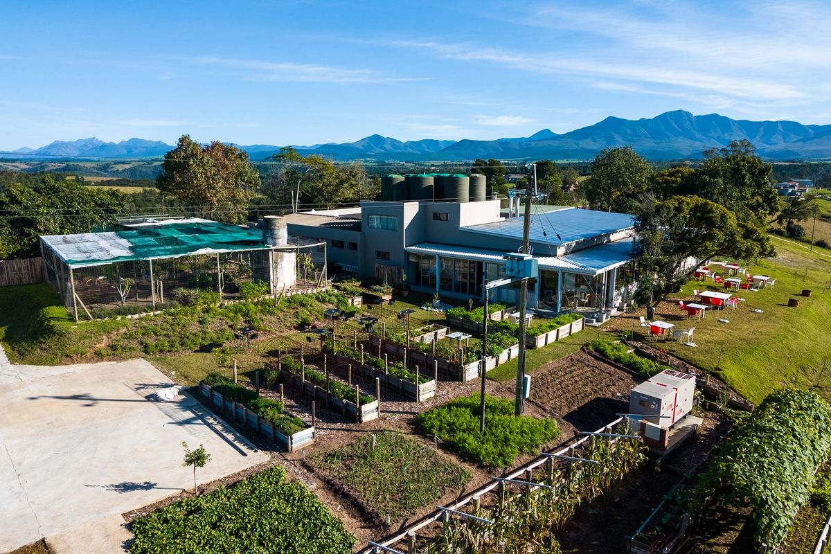 Exceptional Smallholding with Upmarket Restaurant & Hospitality Potential - Photo 4