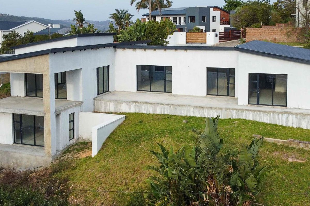 3 Bedroom House for Sale in Knysna Heights - Photo 4