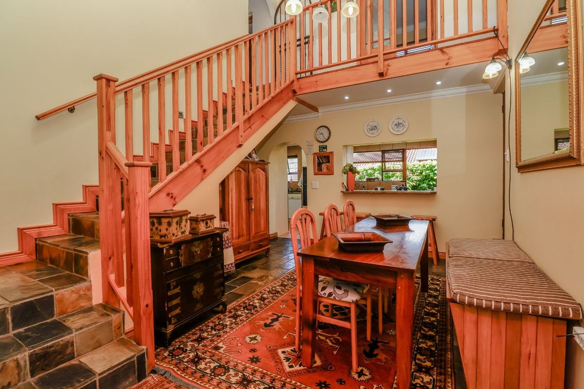 Stunning Low-Maintenance North-facing Family Home - Photo 5