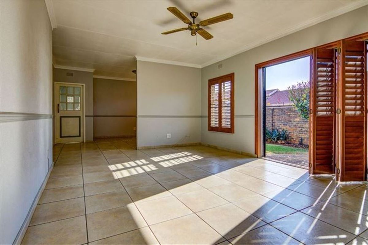 Charming Family Home with Practical Layout and Modern Comforts - Photo 2