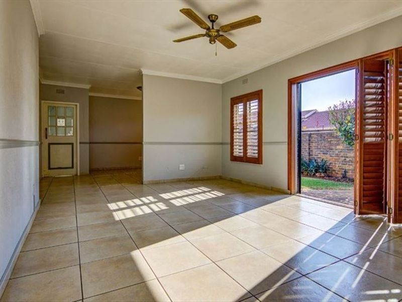 Charming Family Home with Practical Layout and Modern Comforts - Photo 2