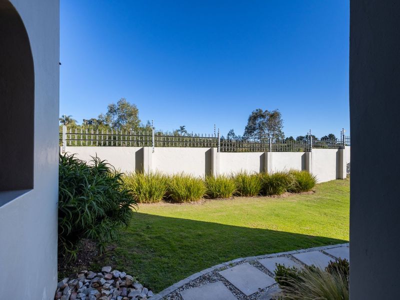 Three Bedroom Ground Floor Apartment - Photo 4