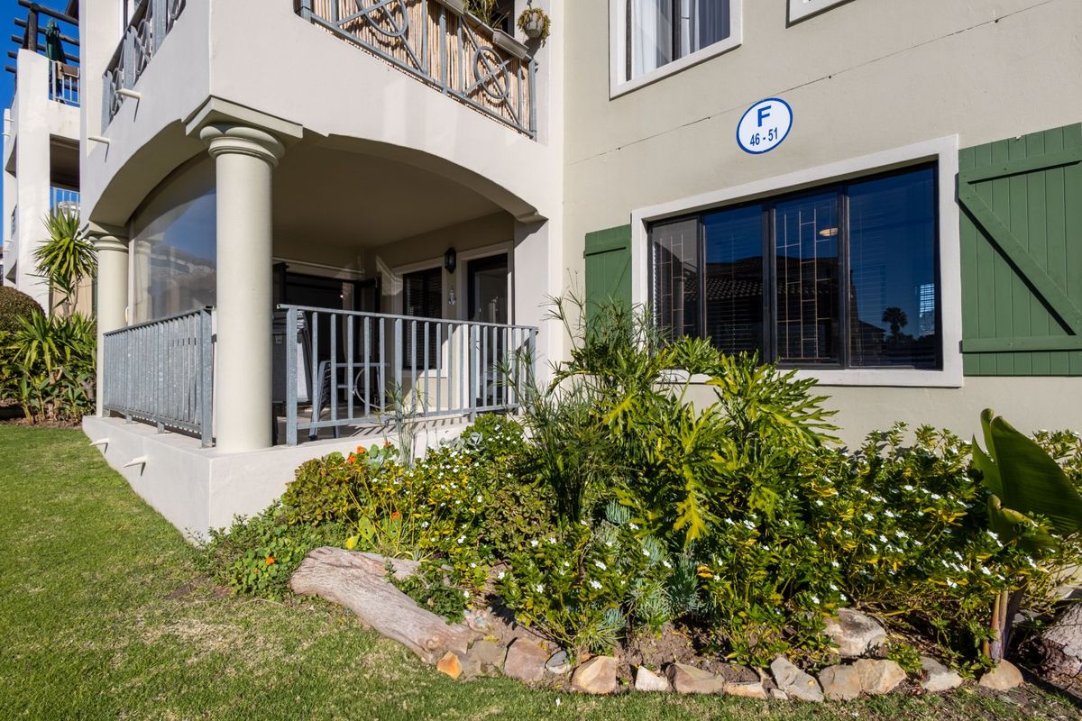 Three Bedroom Ground Floor Apartment - Photo 2