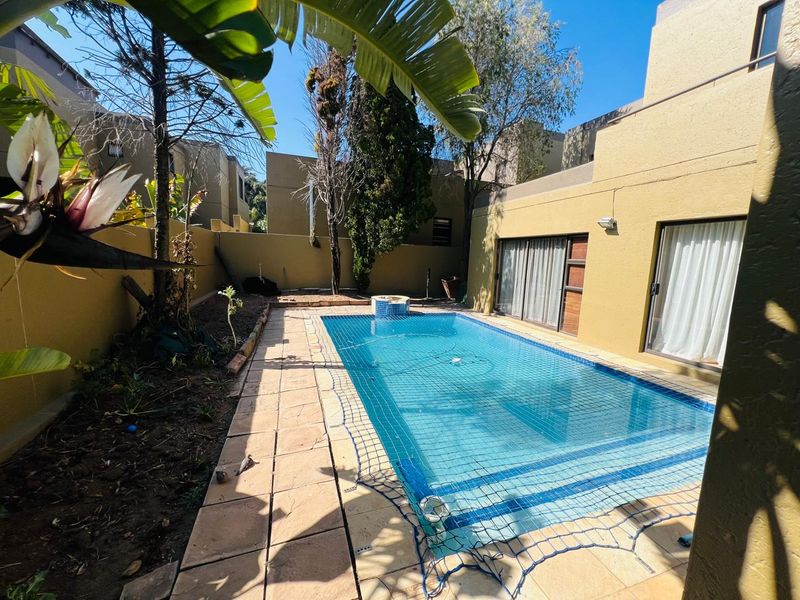 Three Bedroom Family Home For Sale - Photo 2