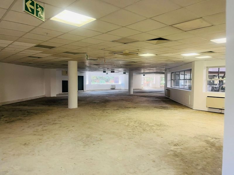 Prime Secure Office Park in Parktown CBD – Spacious Office to Rent - Photo 10