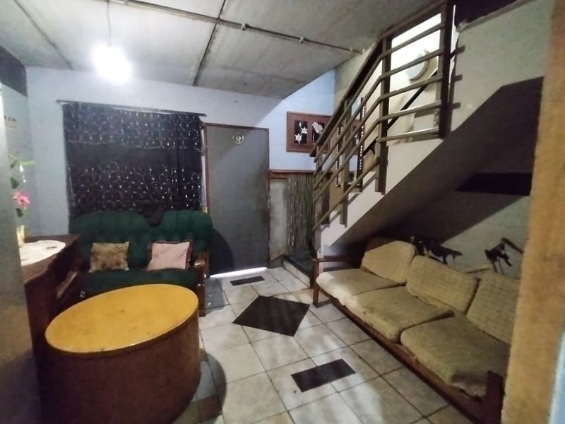 Two bedroom Corner family Home for Sale - Photo 3