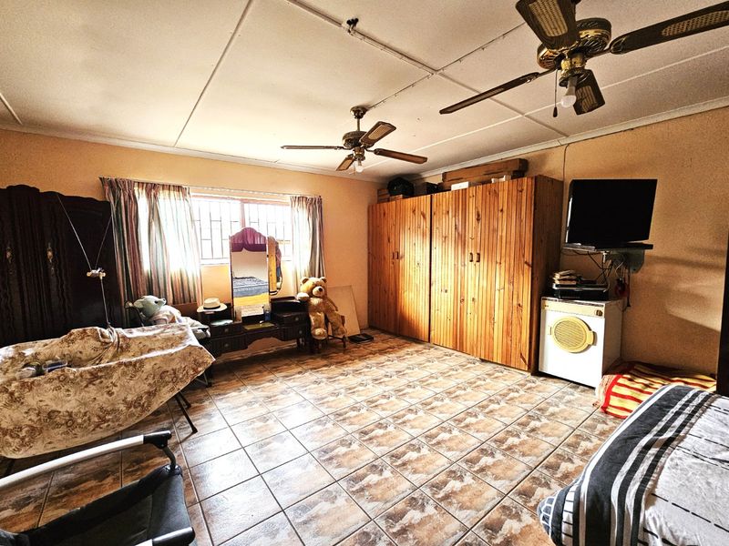 A GEM WITH HISTORY AND POTENTIAL - Photo 9