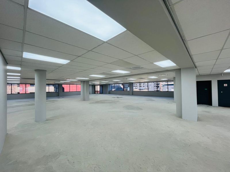 1066 Sqm prime office space - Photo 5
