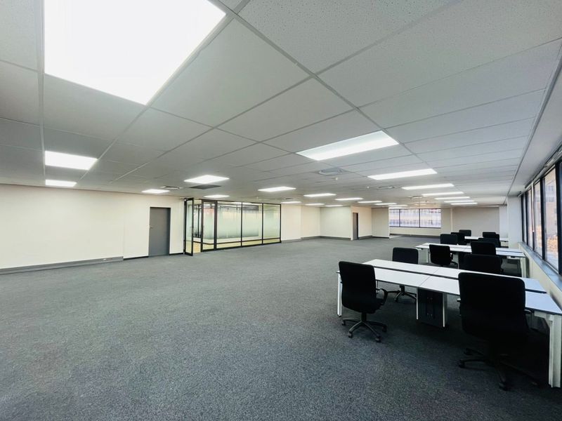 451 Sqm prime office space - Photo 9