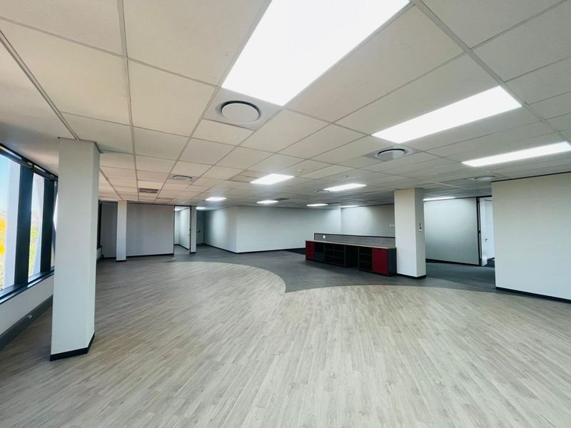 Modern 397m2 P-Grade Office Space in Bryanston | R185/m2 - Photo 5