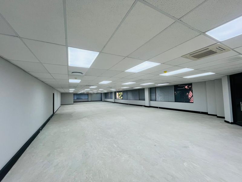 417 Sqm prime office space - Photo 6