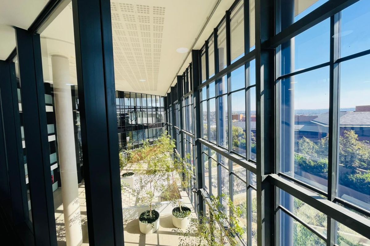 216 Sqm prime office space - Photo 3