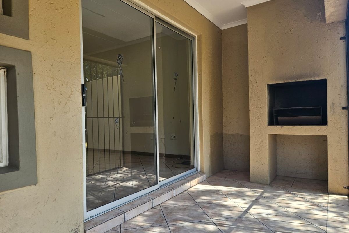 Northgate : Ground Floor  2 Bedroom 2 Bathroom Apartment for Rent 1 May 2026 - Photo 3