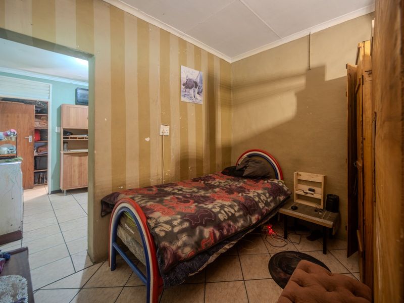 Charming Kriel Home with Flatlet and Swimming Pool - Photo 5