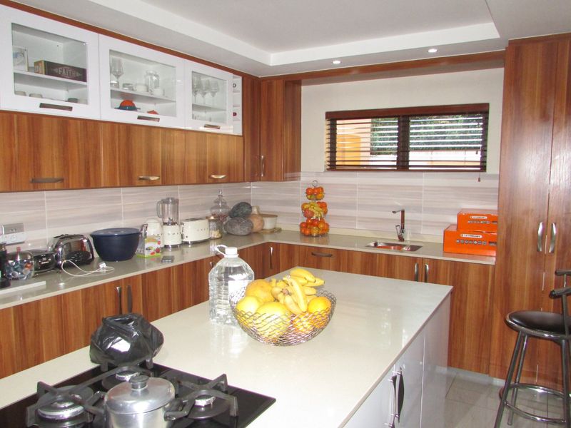 5 Bedroom house - Elawini - Photo 5